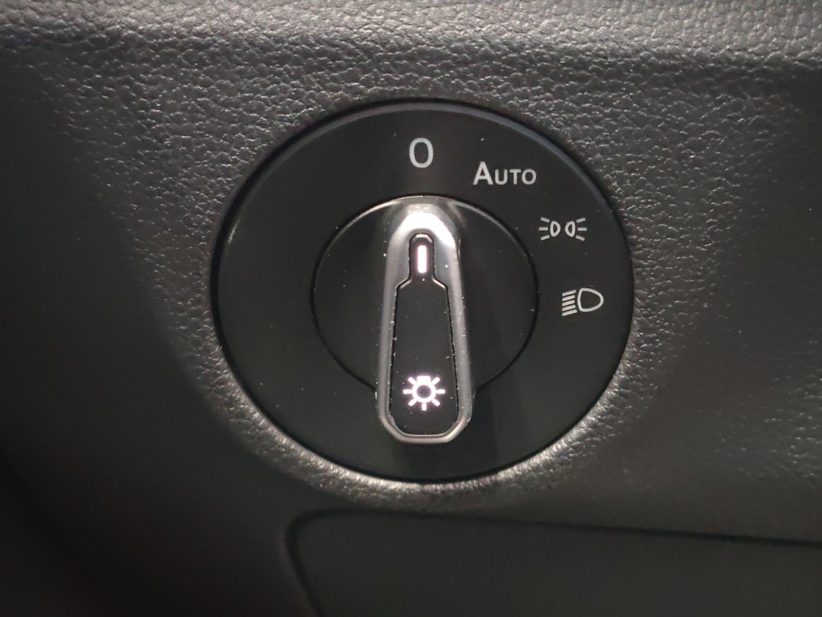 Used Car 2024 Volkswagen Jetta  1.5t Sport For Sale Under $20,000 In San Antonio, Texas