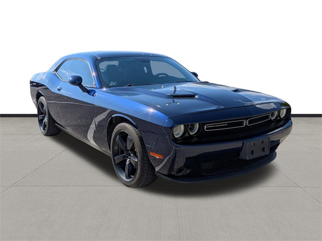 2016 Dodge Challenger SXT - 3