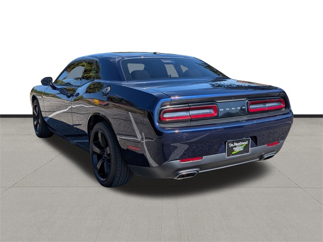 2016 Dodge Challenger SXT - 7