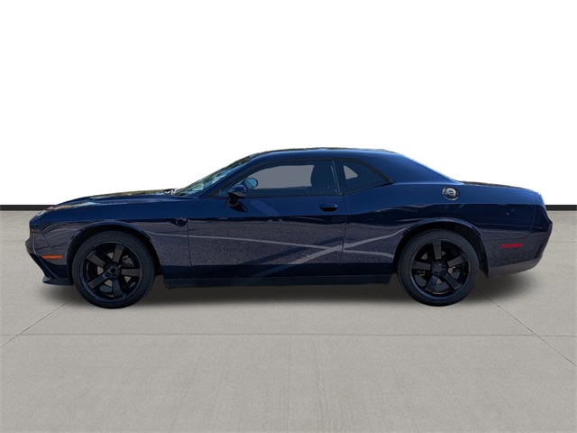 2016 Dodge Challenger SXT - 8