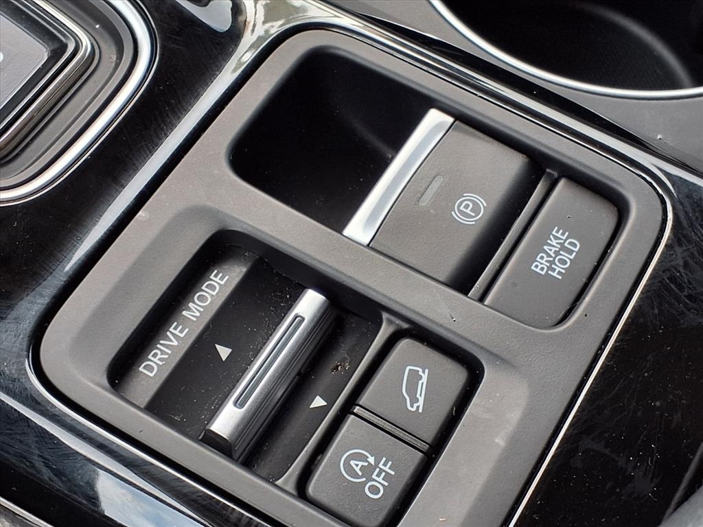 2023 Honda Pilot Elite White at Bayway Cadillac of The Woodlands