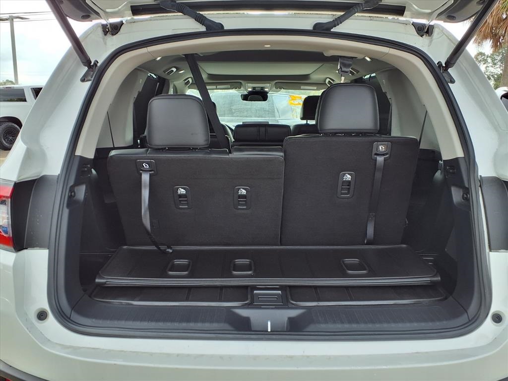 2023 Honda Pilot Elite White at Bayway Cadillac of The Woodlands