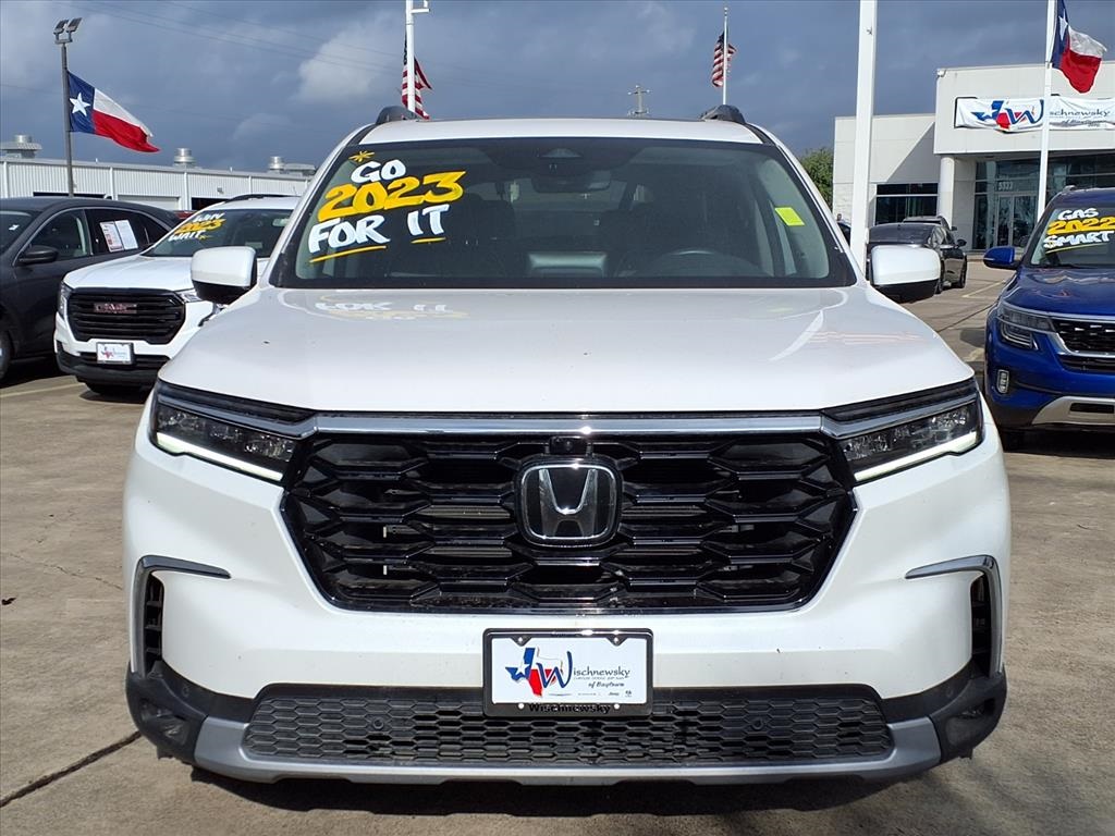 2023 Honda Pilot Elite White at Bayway Cadillac of The Woodlands