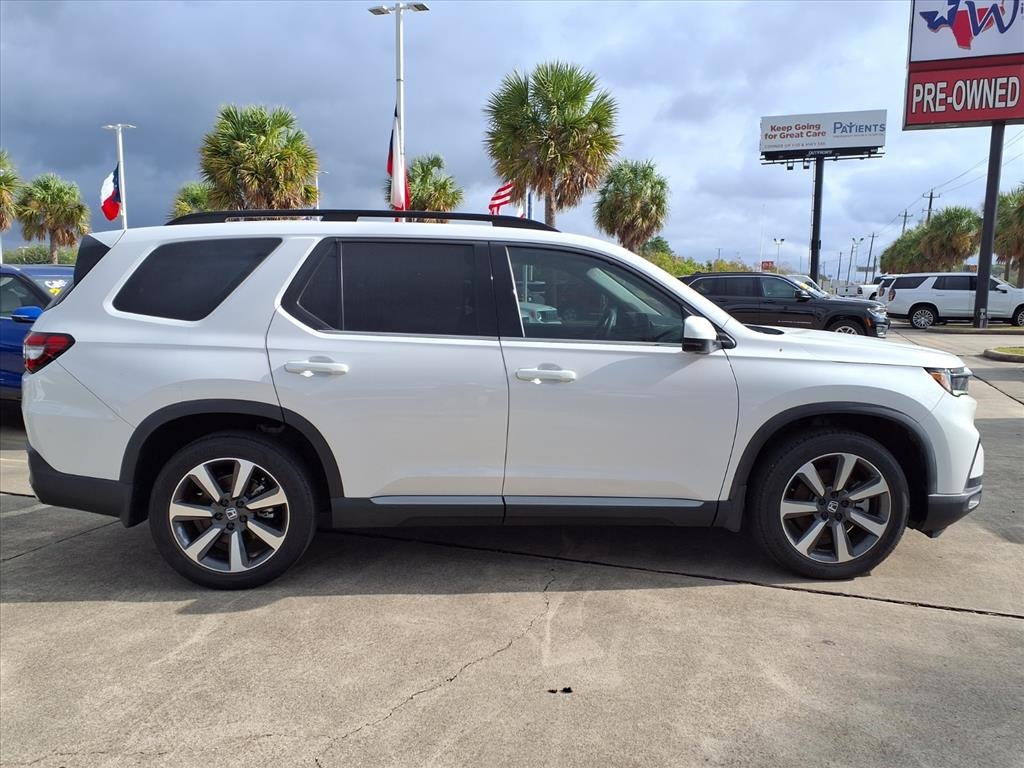 2023 Honda Pilot Elite White at Bayway Cadillac of The Woodlands