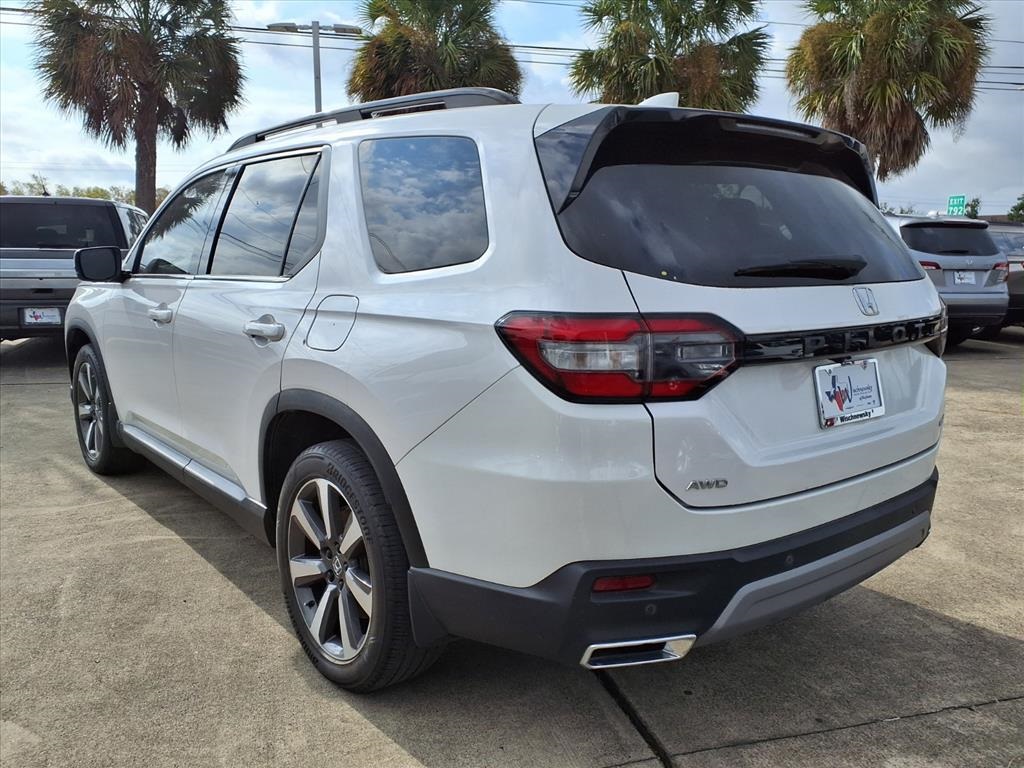 2023 Honda Pilot Elite White at Bayway Cadillac of The Woodlands