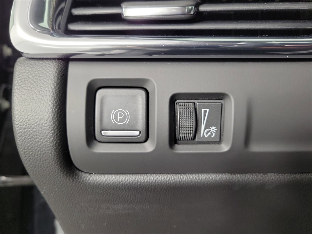 2023 Cadillac XT4 Sport Black at Community Kia