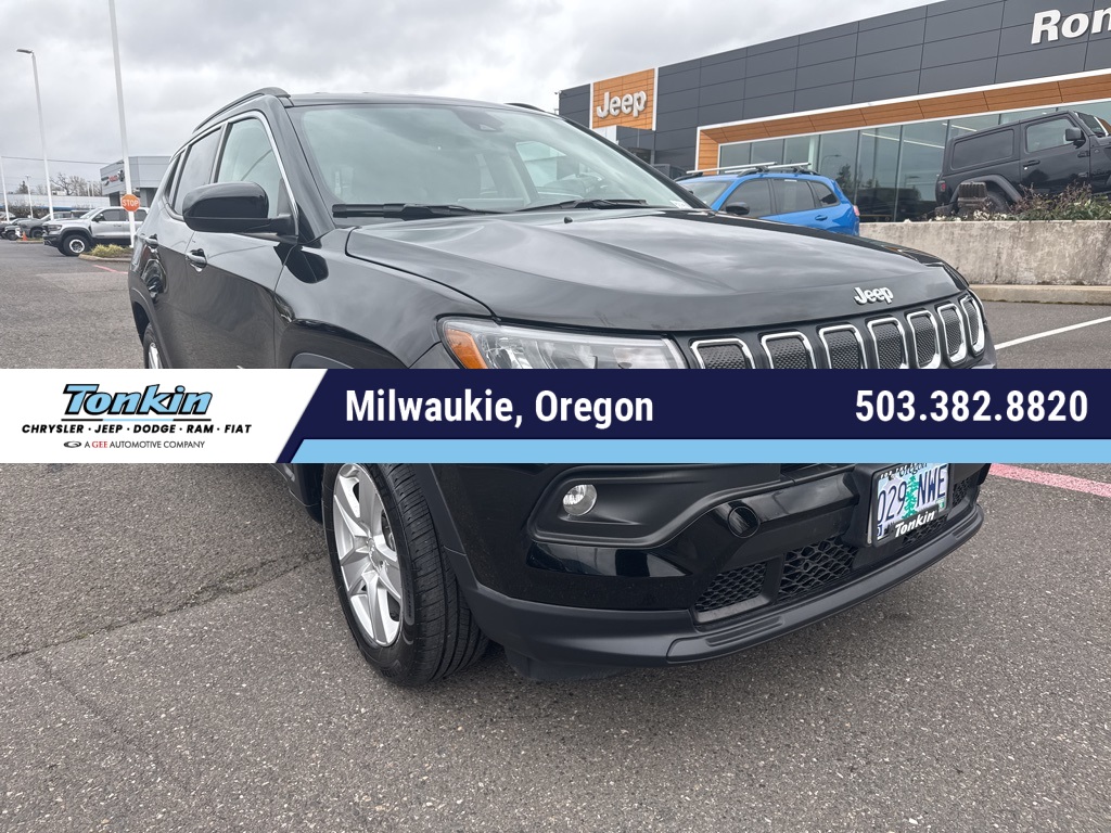 2022 Jeep Compass Latitude 4WD
