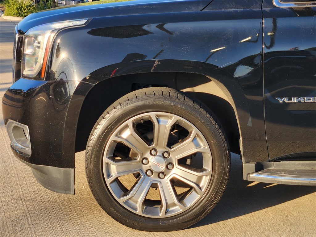 2019 GMC Yukon SLT Black at DeMontrond Auto Country