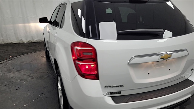 2017 – Chevrolet – Equinox