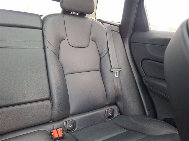 2022 Volvo XC60 B5 Momentum for sale at PATRIOT BUICK GMC OF BOYERTOWN