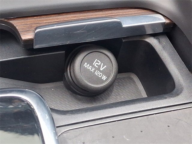 2022 Volvo XC60 B5 Momentum for sale at PATRIOT BUICK GMC OF BOYERTOWN