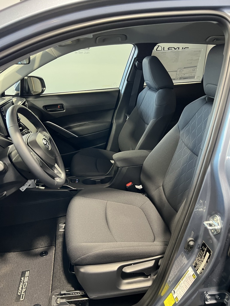 Thumbnail: 2026 Toyota Corolla Cross - 32