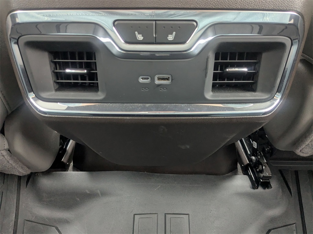 Used 2024 GMC Sierra 1500 For Sale in Findlay, OH