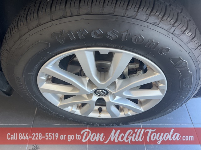 2017 Nissan Rogue SV Green at Westside Lexus