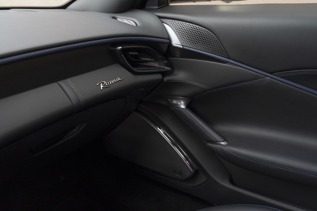 2021 Ferrari Roma Base - Photo 37