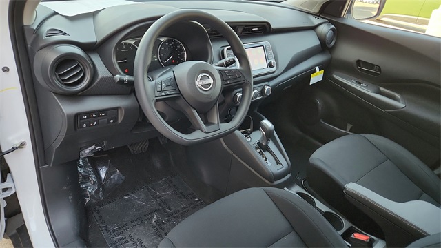 2025 Nissan Kicks Play