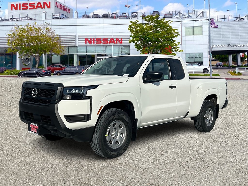 2026 Nissan Frontier S's photo