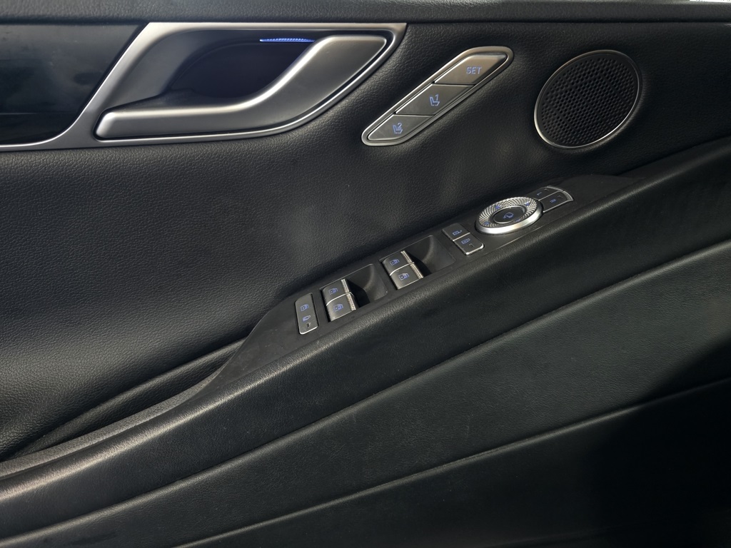 Thumbnail: 2021 Genesis G80 - 13