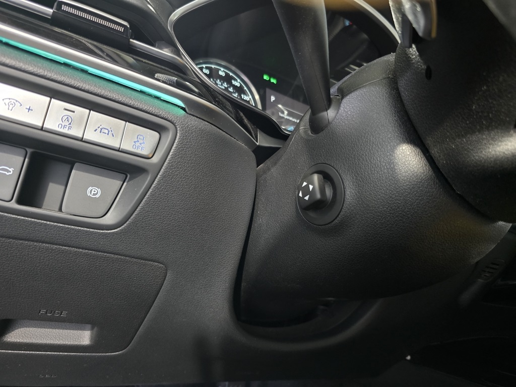 Thumbnail: 2021 Genesis G80 - 14