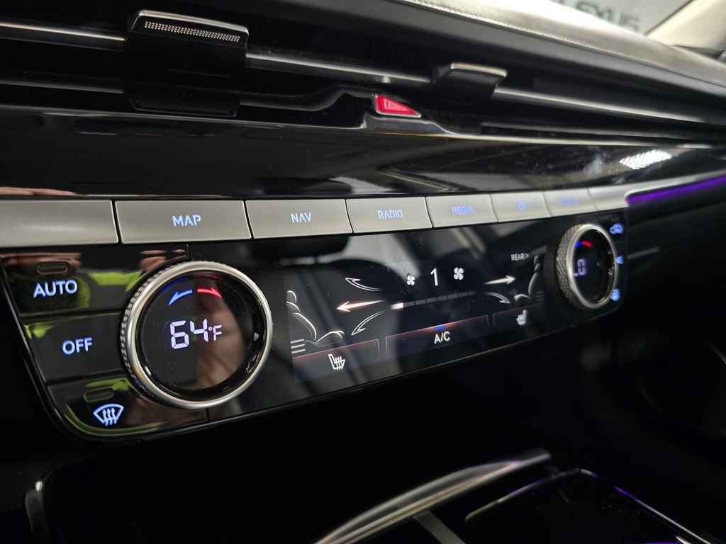 Thumbnail: 2021 Genesis G80 - 22