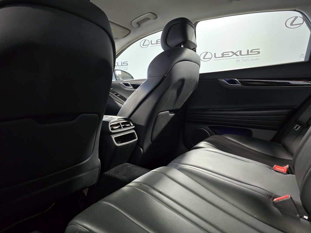 Thumbnail: 2021 Genesis G80 - 26