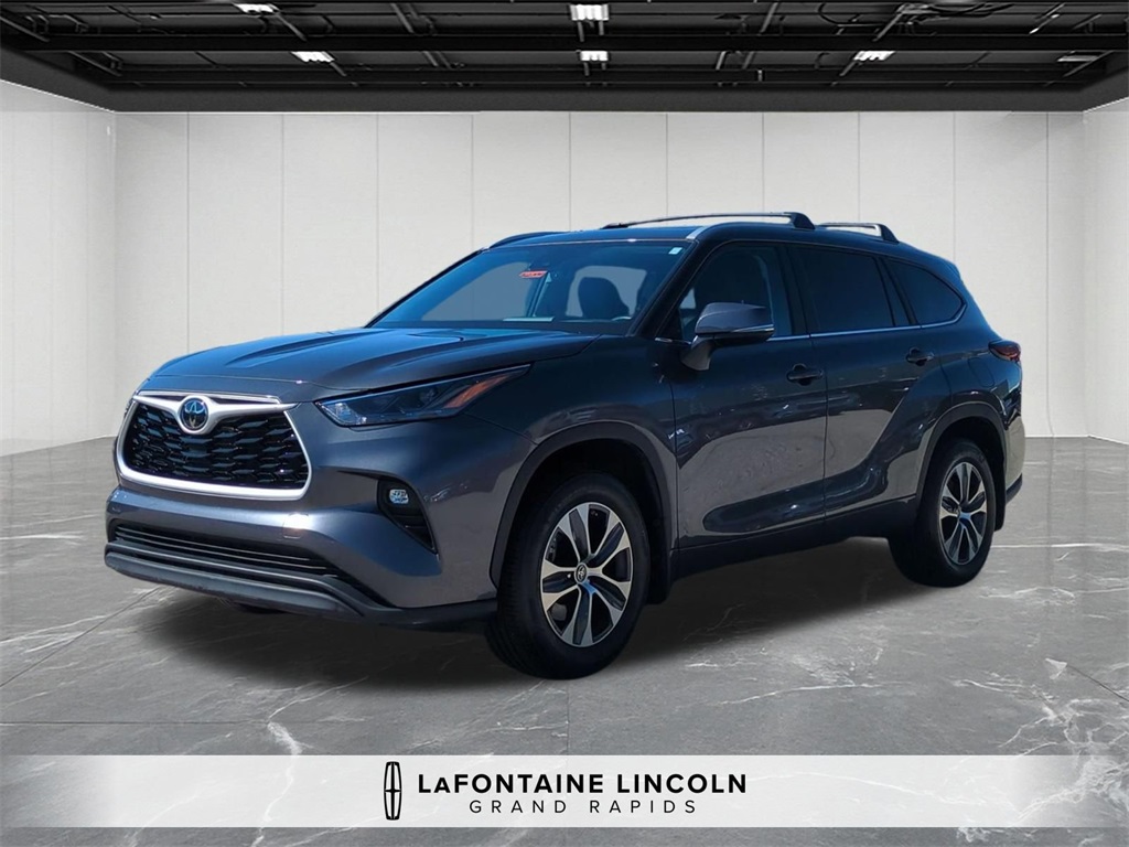 2024 Toyota Highlander XLE AWD