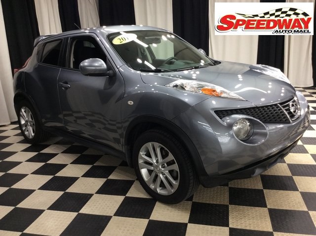 2011 Nissan Juke S's photo