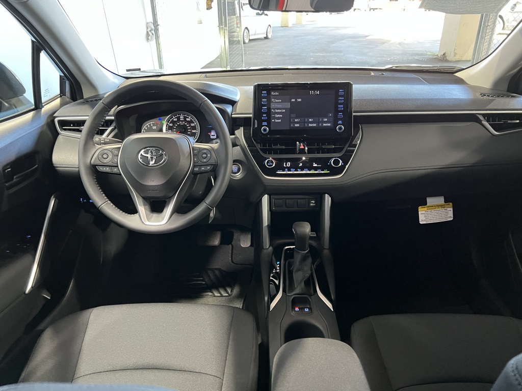 Thumbnail: 2025 Toyota Corolla Cross - 28