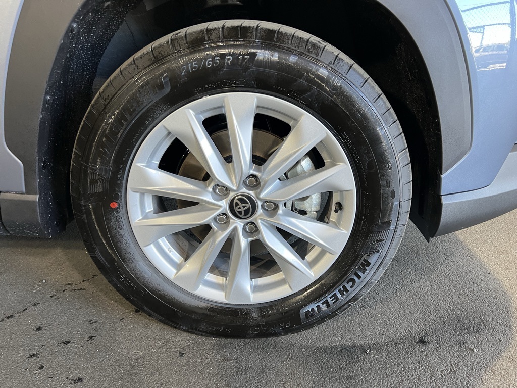 Thumbnail: 2025 Toyota Corolla Cross - 7