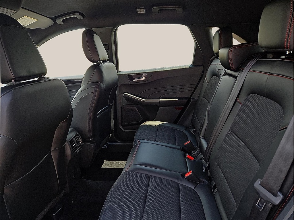 New 2025 Ford Escape For Sale in Farmington, AR