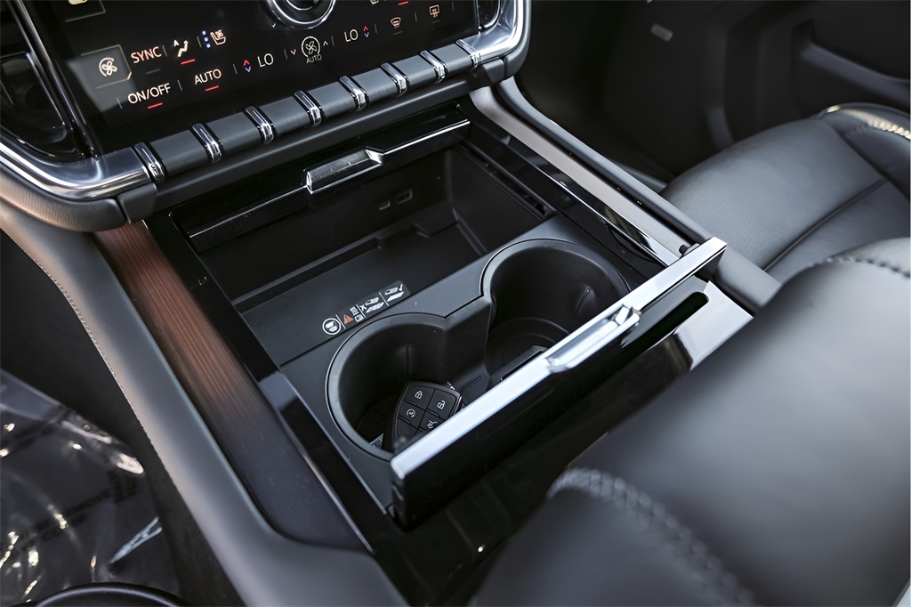 Used Car 2025 Gmc Yukon  Denali For Sale Under $80,000 In Austin, Texas