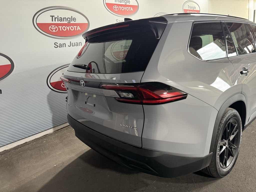 Thumbnail: 2026 Toyota Grand Highlander - 21