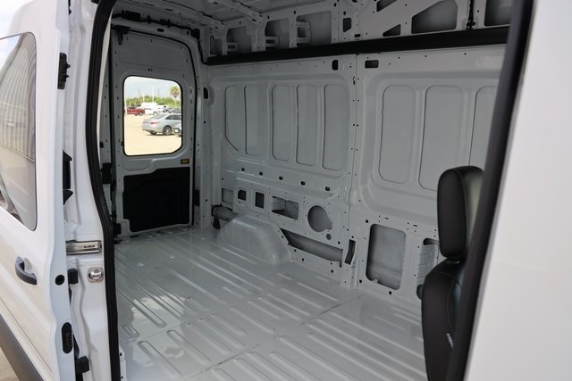 2025 Ford Transit-250 Base - 11