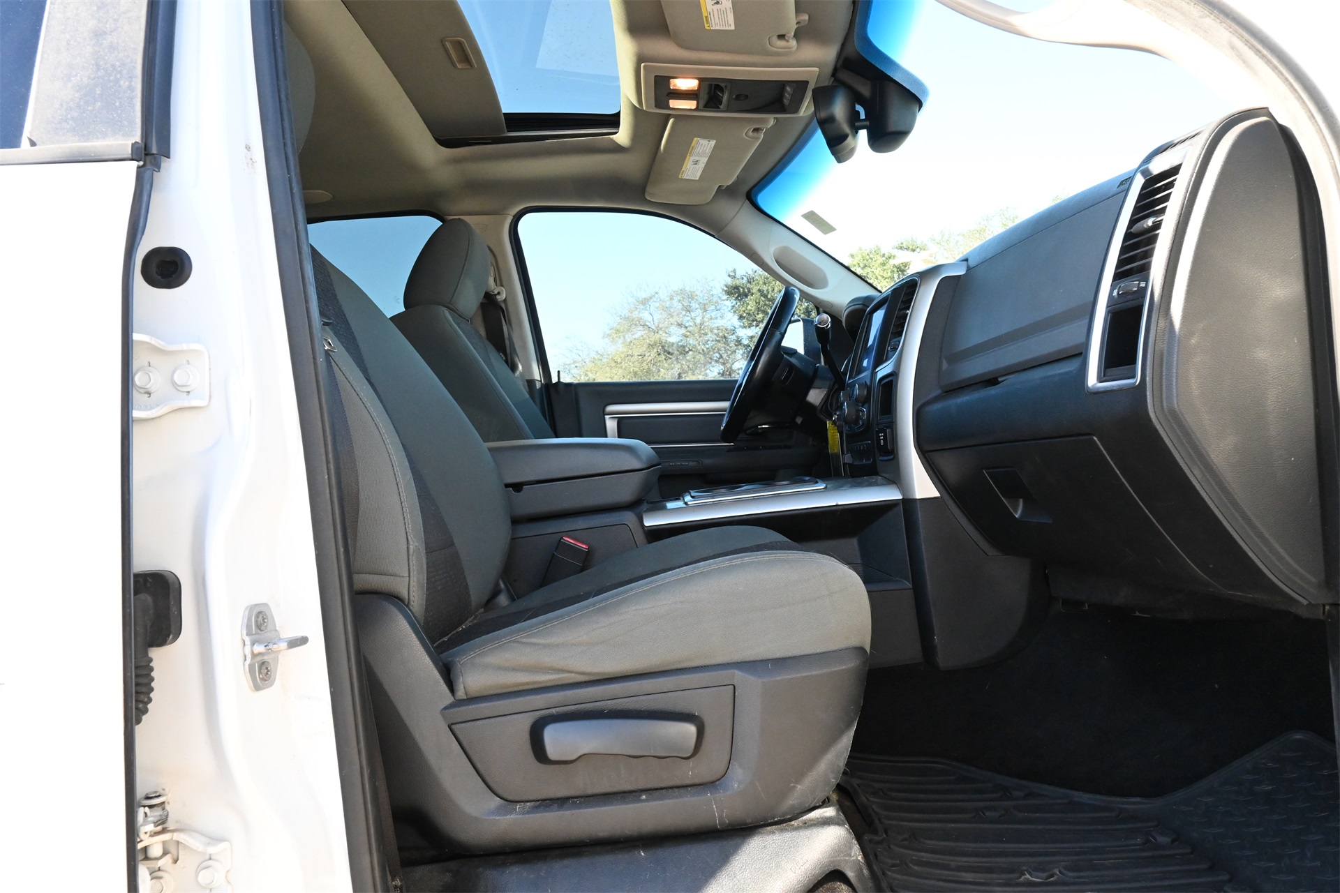 2015 Ram 2500 Big Horn White at Texan Dodge Chrysler Jeep Ram