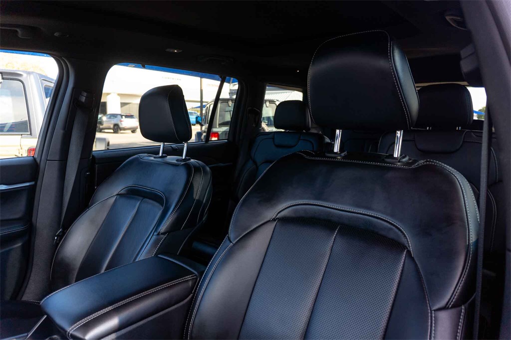 Used Car 2024 Jeep Grand Cherokee L  Limited For Sale Under $40,000 In San Marcos, Texas