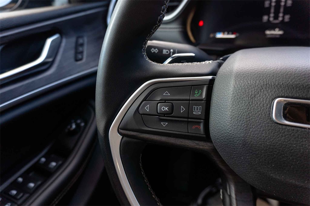 Used Car 2024 Jeep Grand Cherokee L  Limited For Sale Under $40,000 In San Marcos, Texas