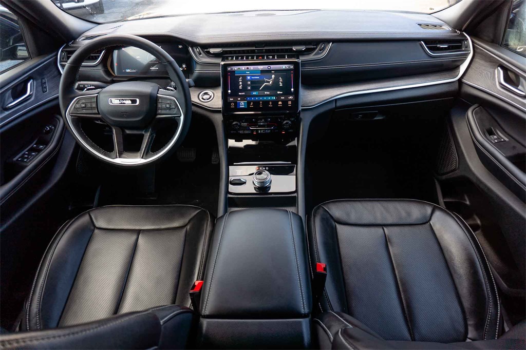 Used Car 2024 Jeep Grand Cherokee L  Limited For Sale Under $40,000 In San Marcos, Texas