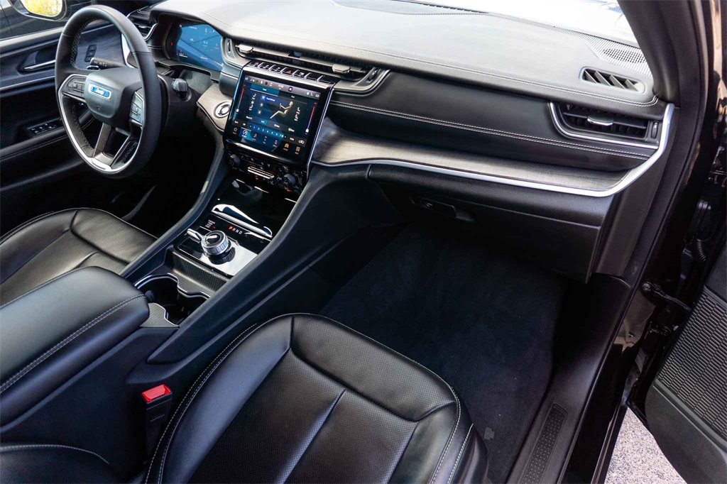 Used Car 2024 Jeep Grand Cherokee L  Limited For Sale Under $40,000 In San Marcos, Texas