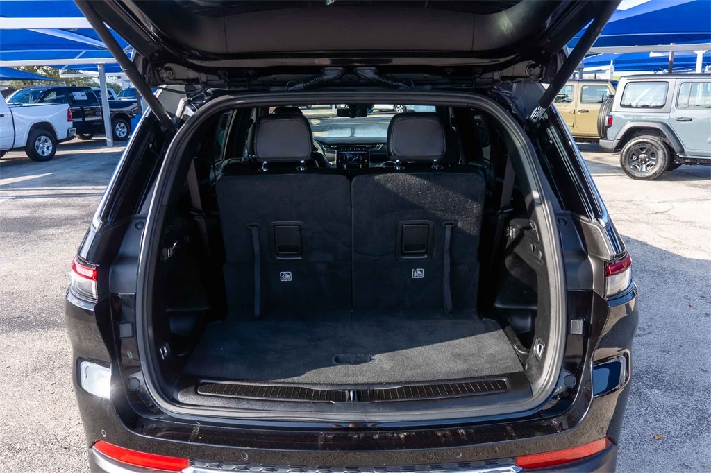 Used Car 2024 Jeep Grand Cherokee L  Limited For Sale Under $40,000 In San Marcos, Texas