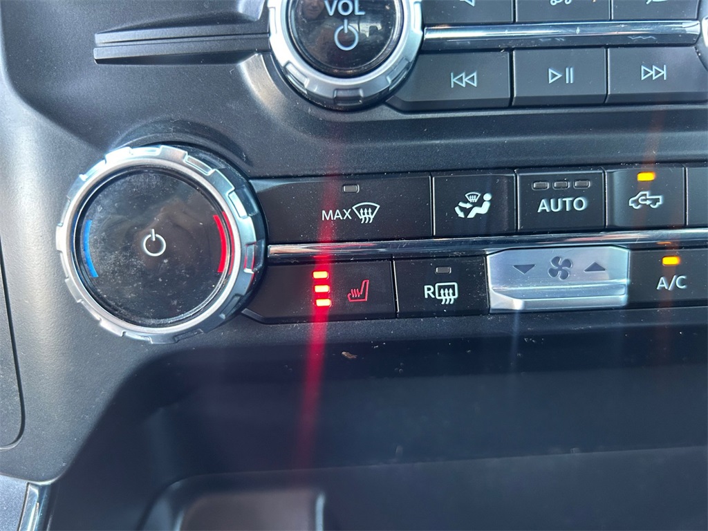 Used Car 2023 Ford F-150  Xlt For Sale Under $50,000 In Floresville, Texas