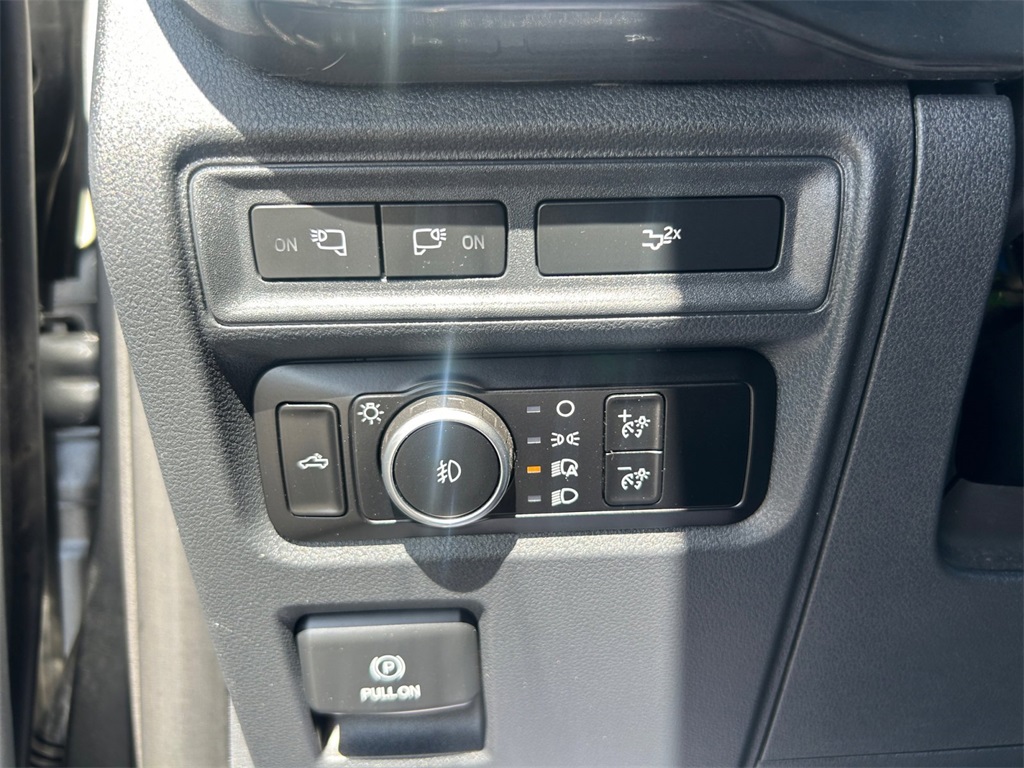 Used Car 2023 Ford F-150  Xlt For Sale Under $50,000 In Floresville, Texas