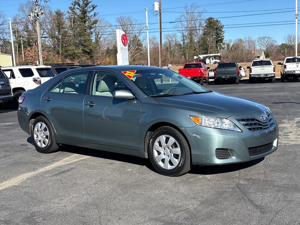 2011 Toyota Camry LE
