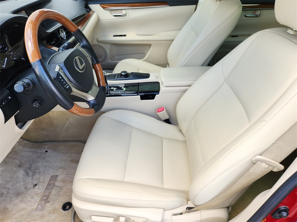 2013 Lexus ES 300h Red at Emmons Autoplex