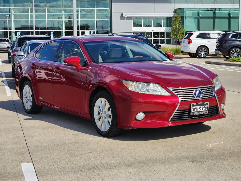 2013 Lexus ES 300h Red at Emmons Autoplex