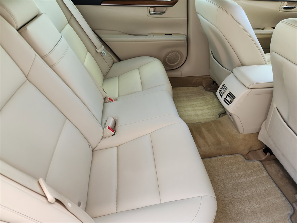 2013 Lexus ES 300h Red at Emmons Autoplex