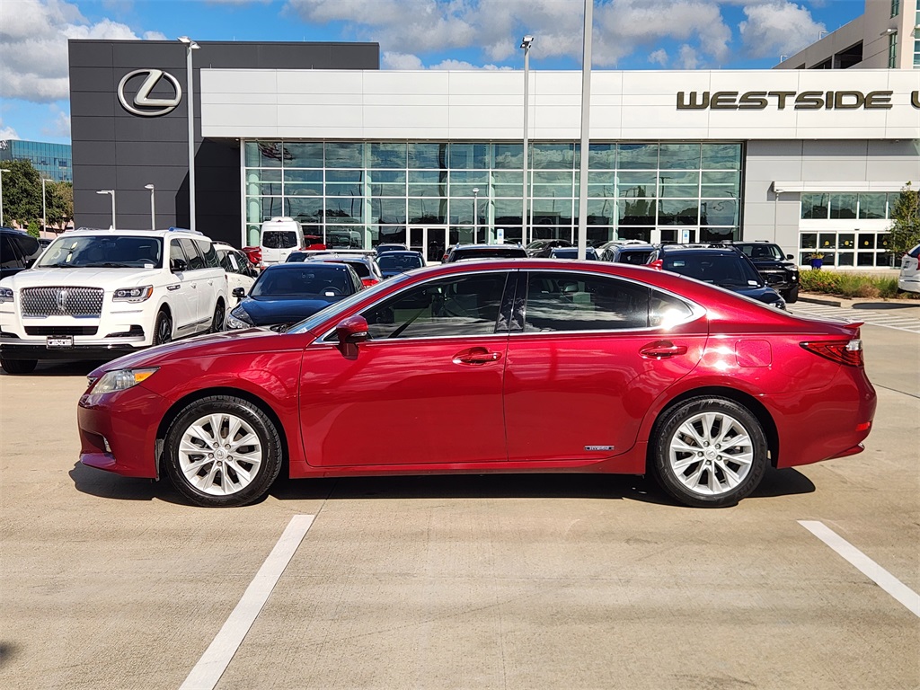 2013 Lexus ES 300h Red at Emmons Autoplex