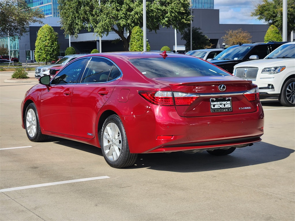 2013 Lexus ES 300h Red at Emmons Autoplex