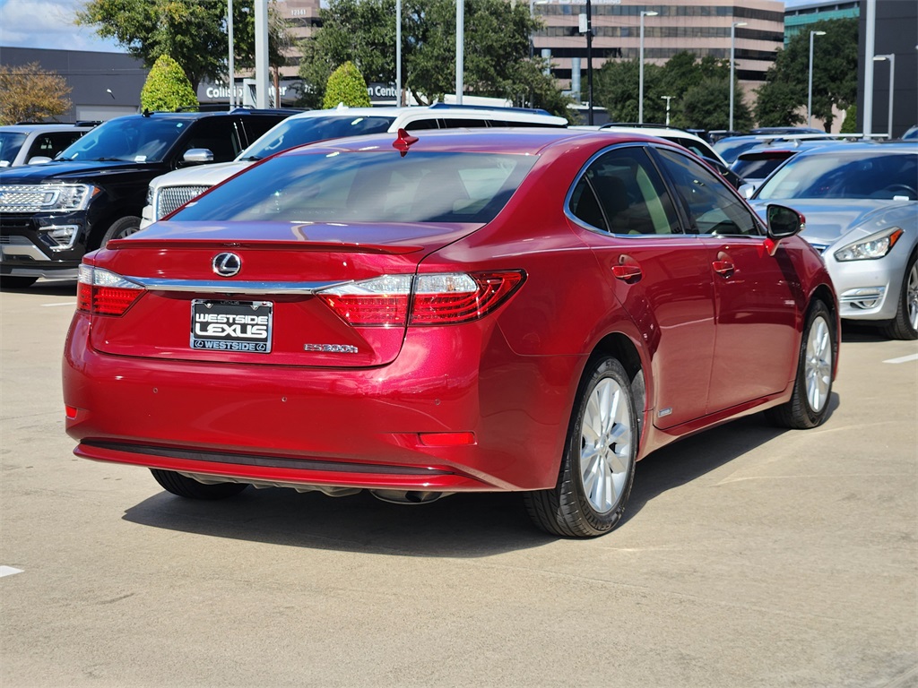 2013 Lexus ES 300h Red at Emmons Autoplex