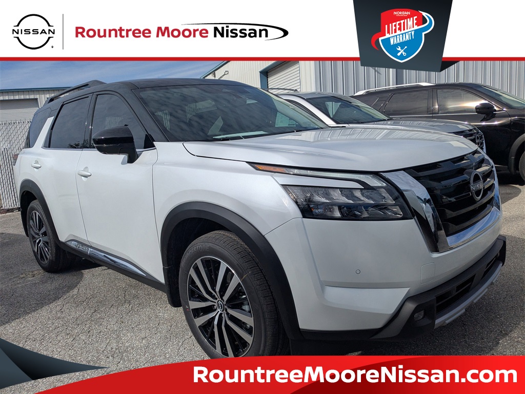 2025 Nissan Pathfinder Platinum FWD
