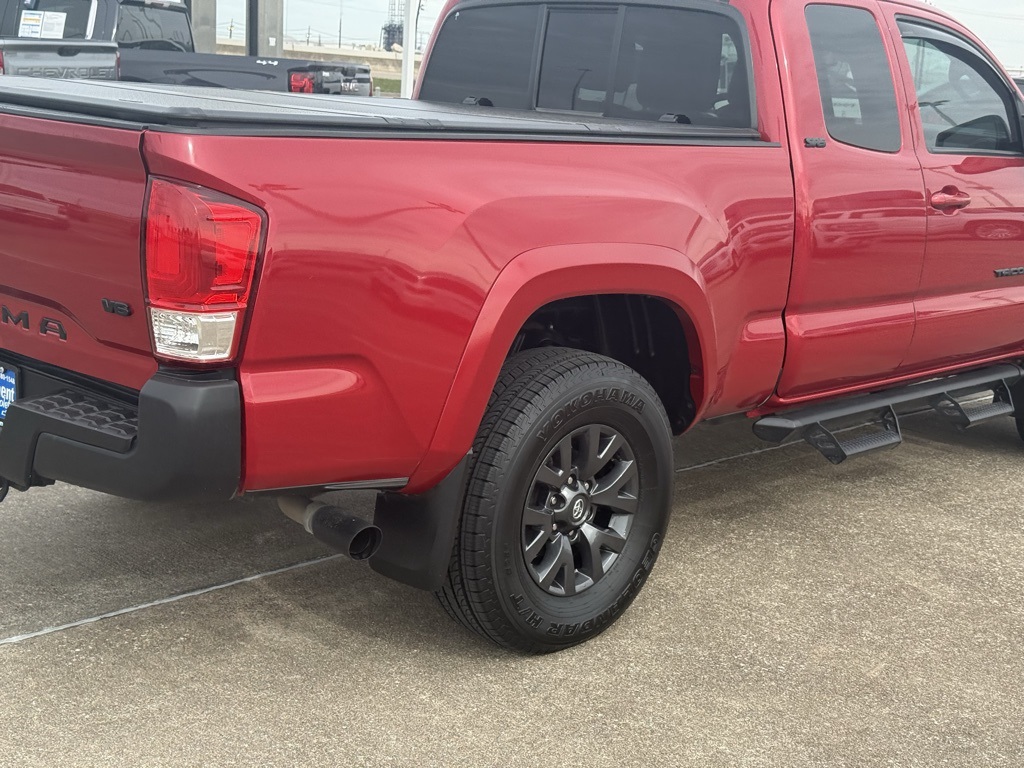 2023 Toyota Tacoma SR - 10